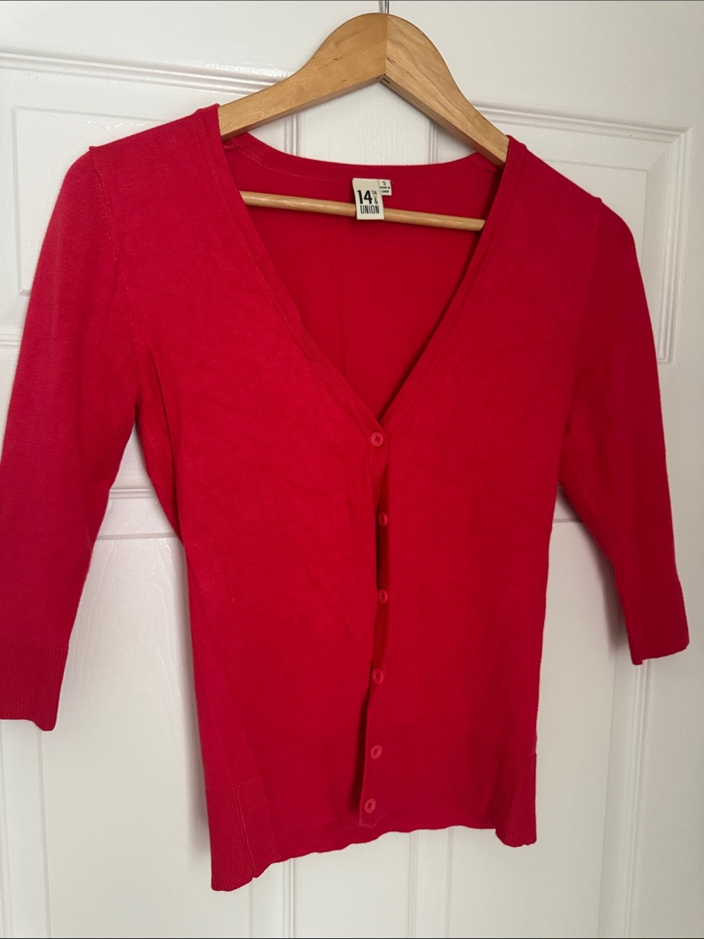 14th & Union Women's Bright Red V‑Neck Button Cardigan